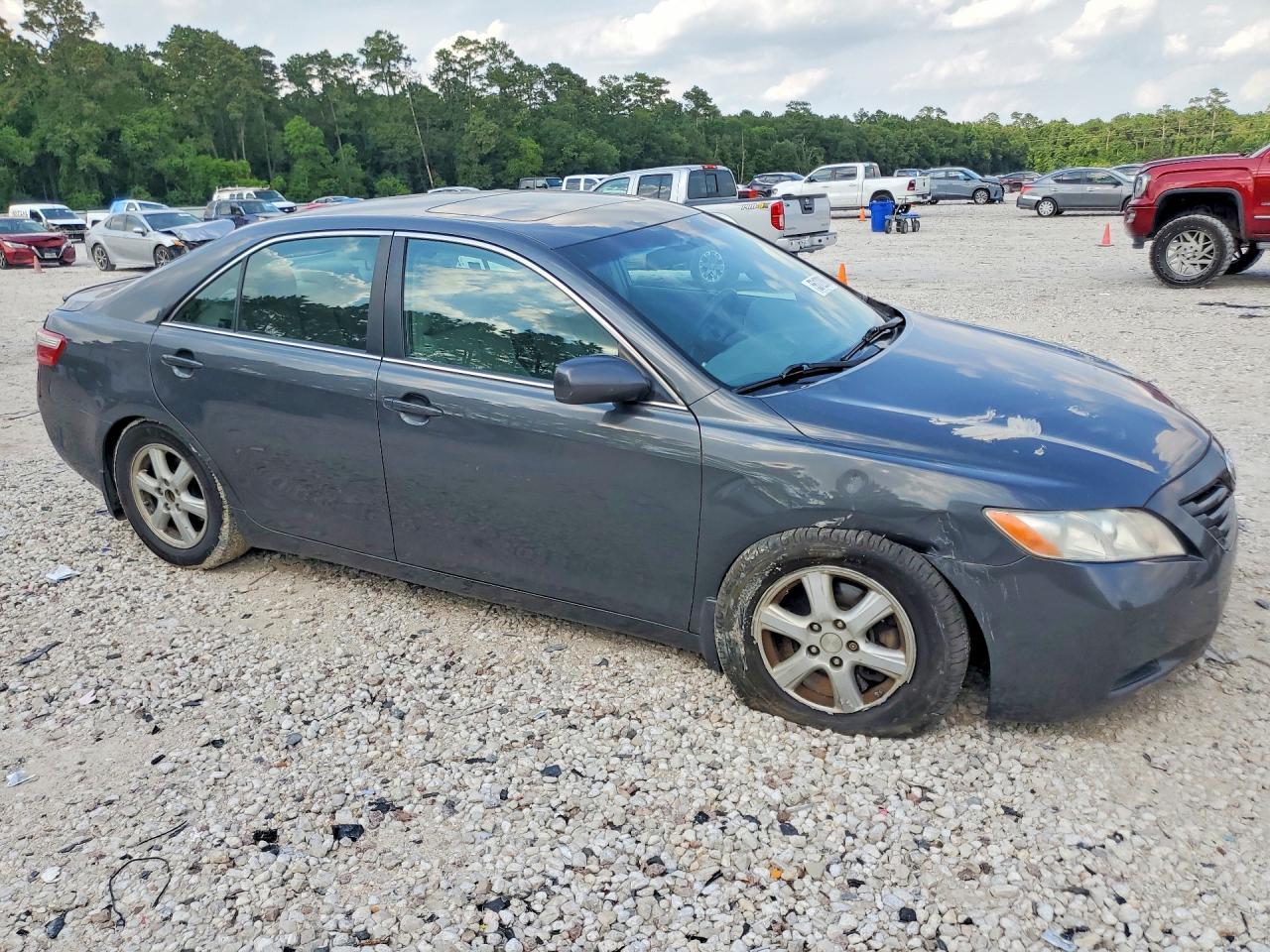 2007 Toyota Camry Le V6 - Image 4