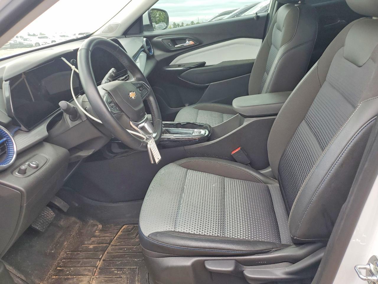 2025 Chevrolet Trax 1Lt - Image 7