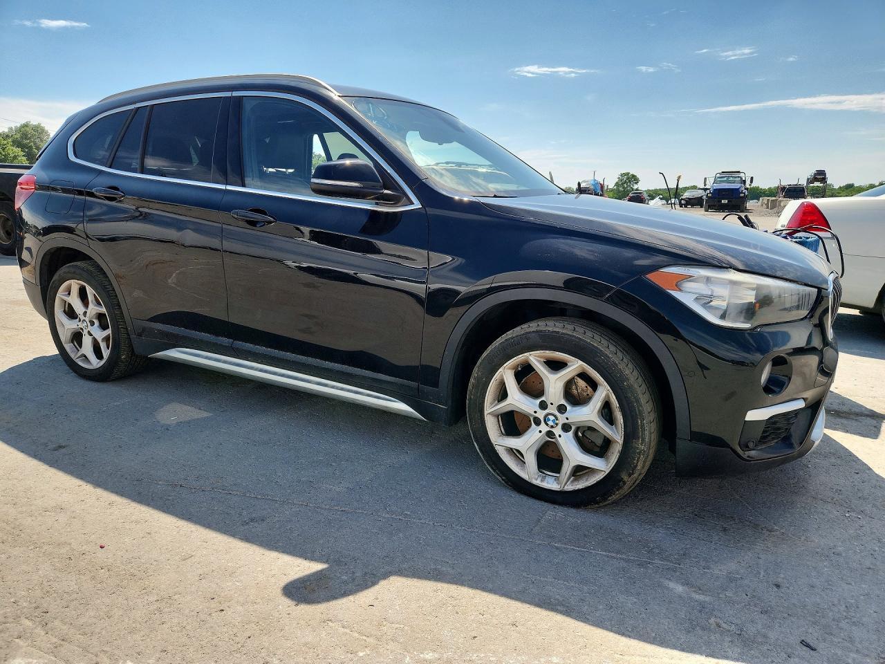 2018 BMW X1 xDrive28I - Фото 4