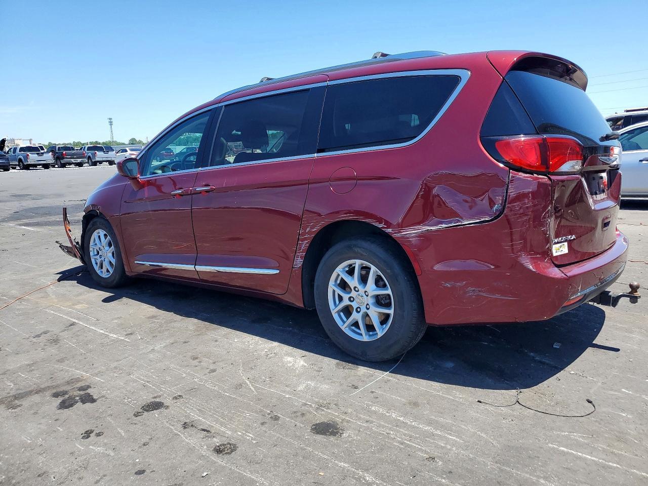 2020 Chrysler Pacifica Touring L - Фото 2