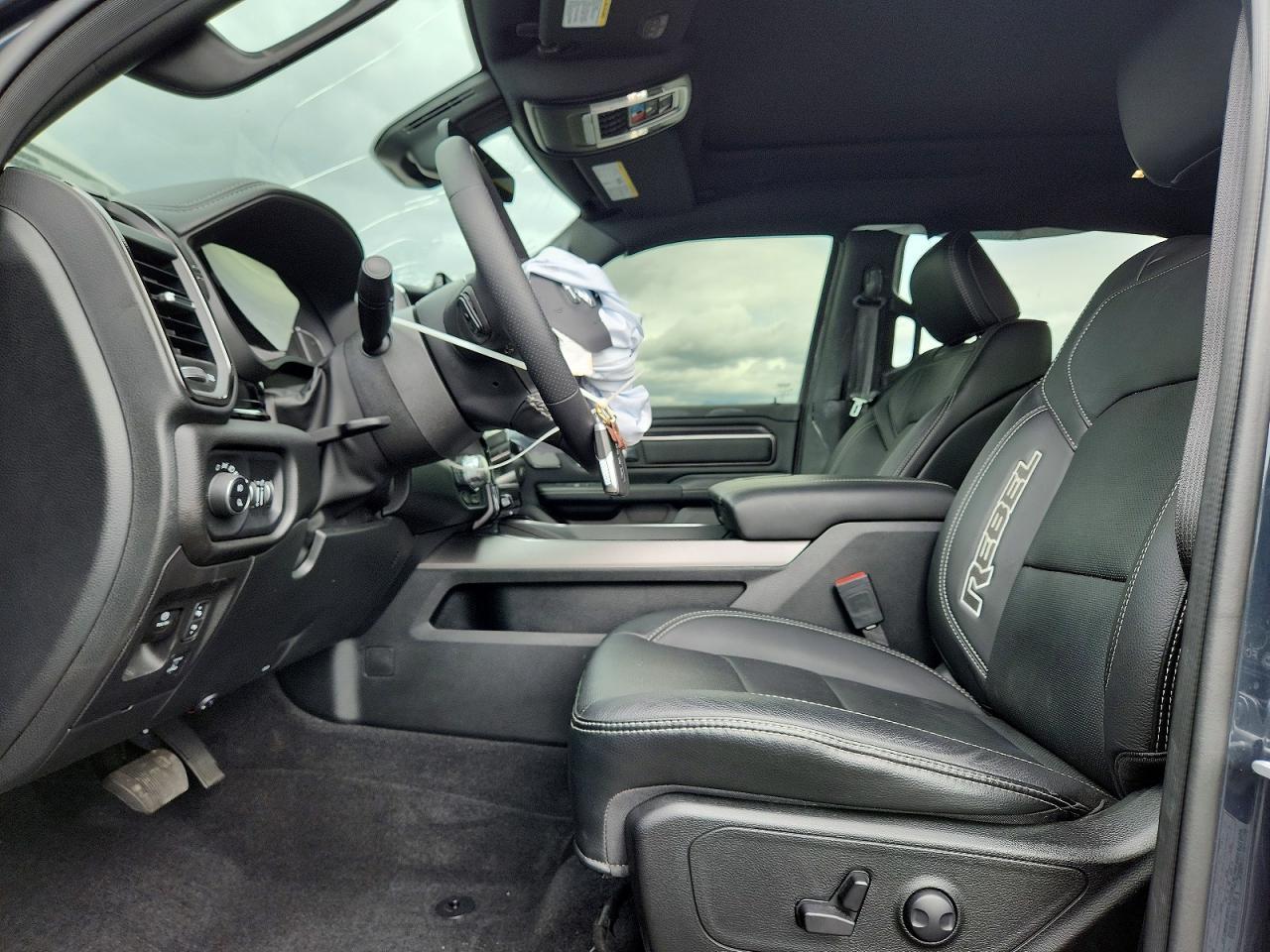 2025 Ram 1500 Rebel - Фото 7