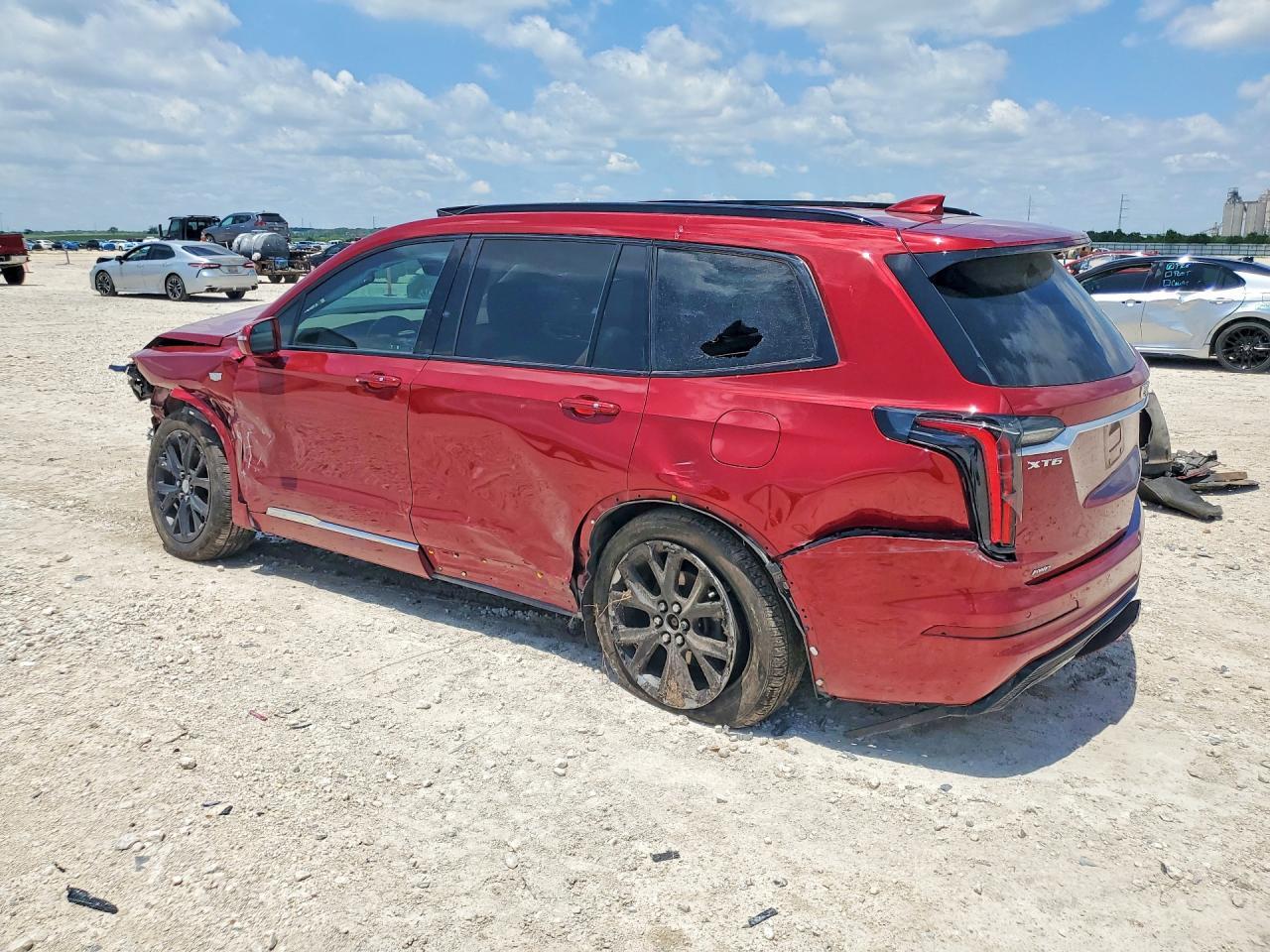 2020 Cadillac Xt6 Sport - Фото 2