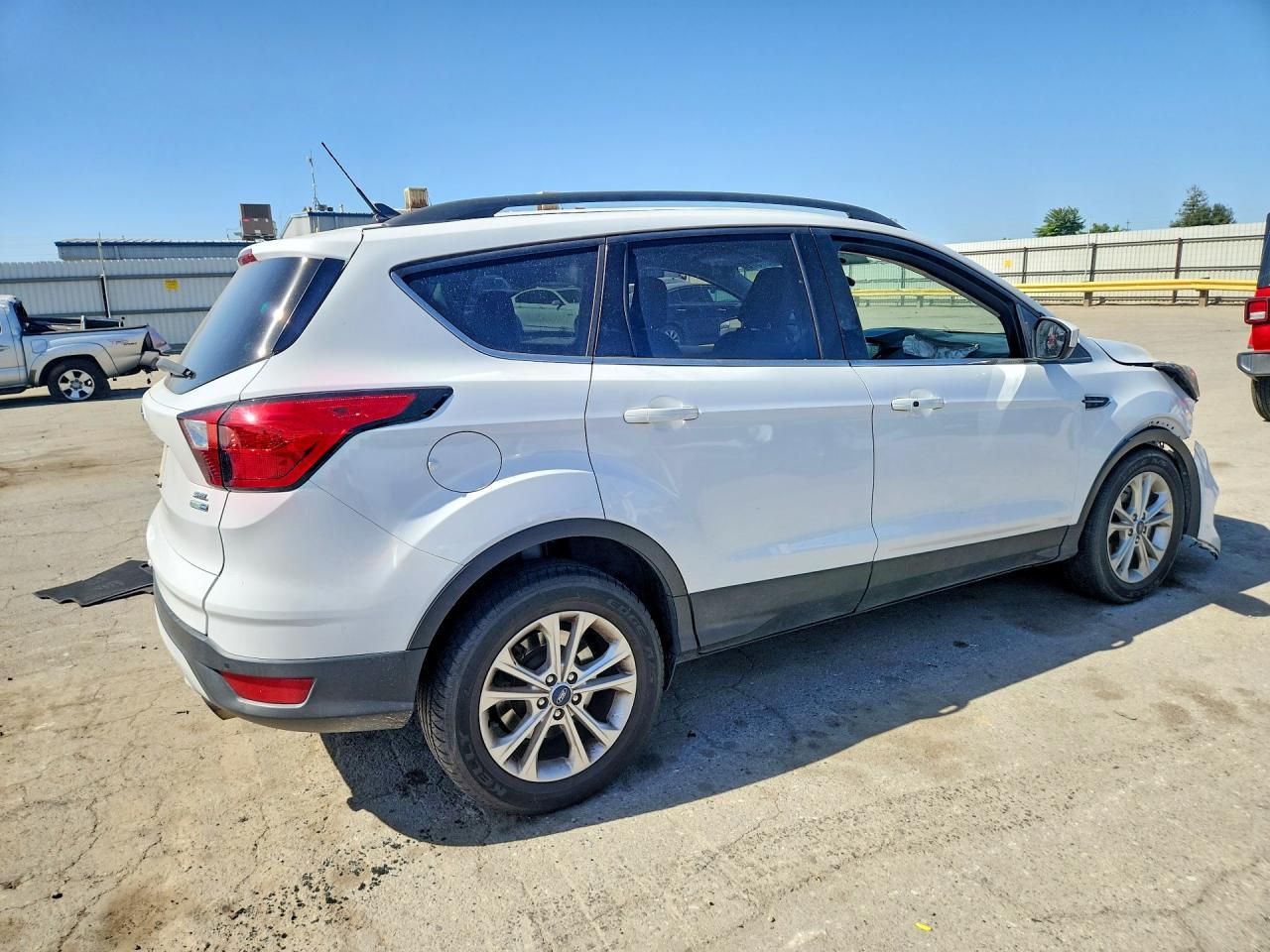 2019 Ford Escape Sel - Фото 3