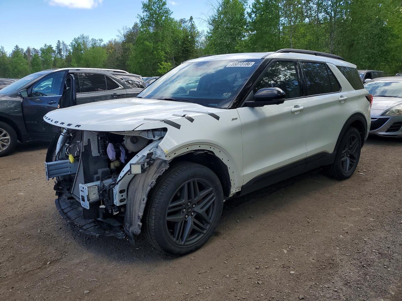 2025 Ford Explorer
