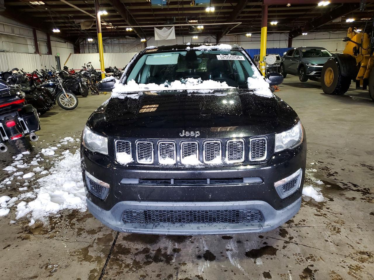 2017 Jeep Compass Sport - Фото 5
