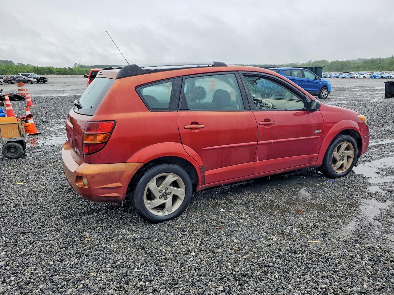 2003 Pontiac Vibe - Фото 3