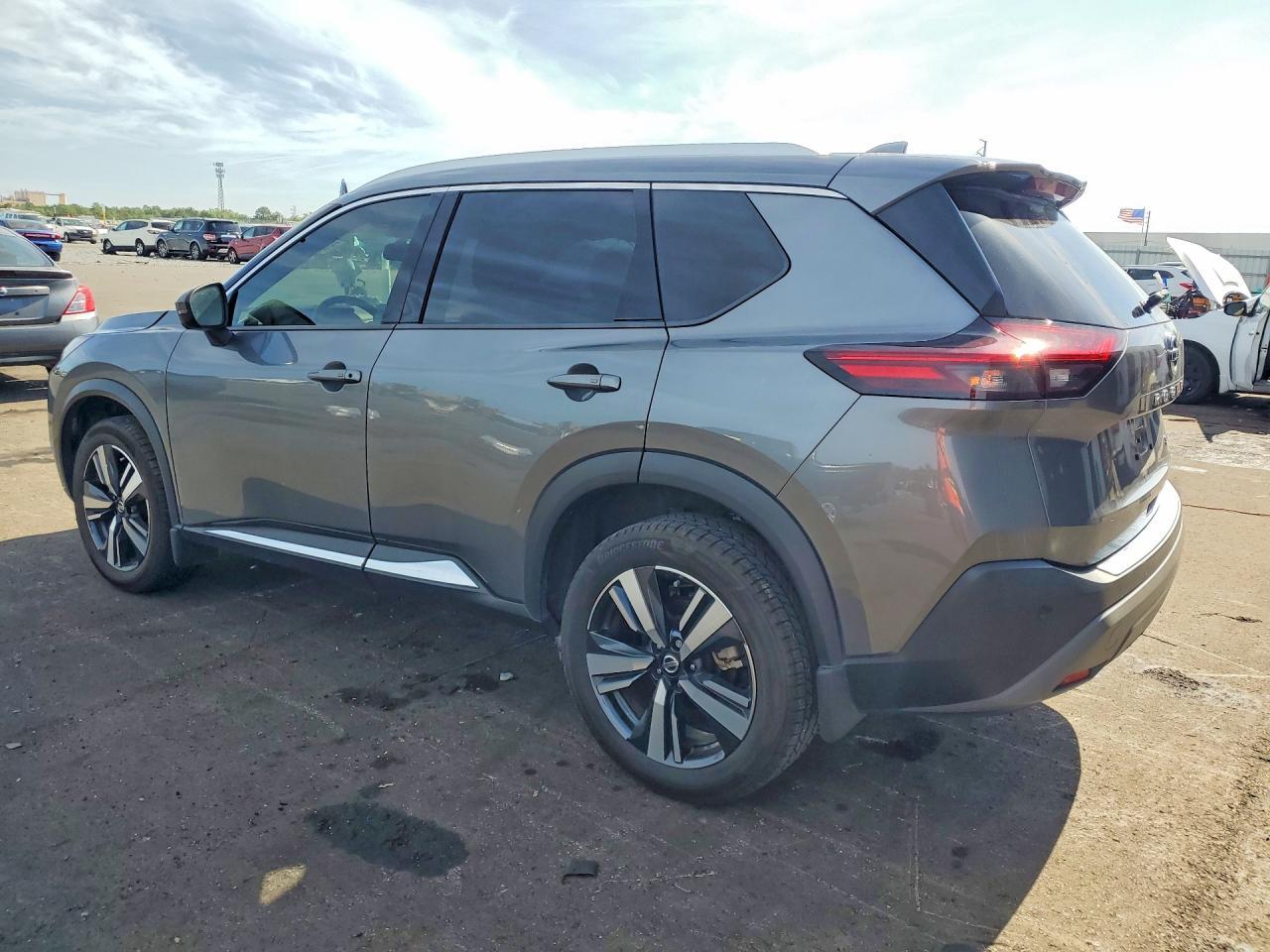 2021 Nissan Rogue Sl - Фото 2