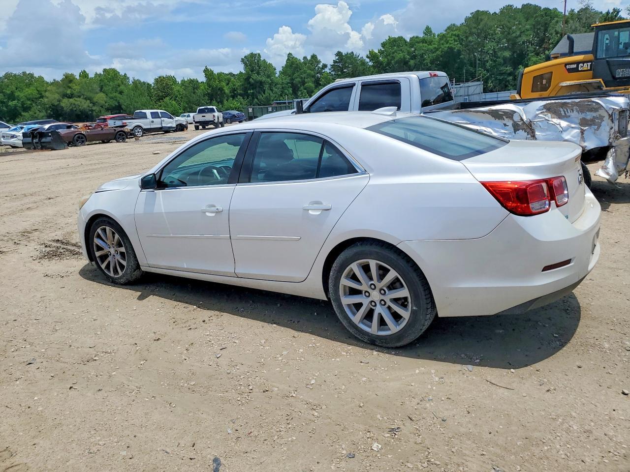 2015 Chevrolet Malibu 2Lt - Image 2