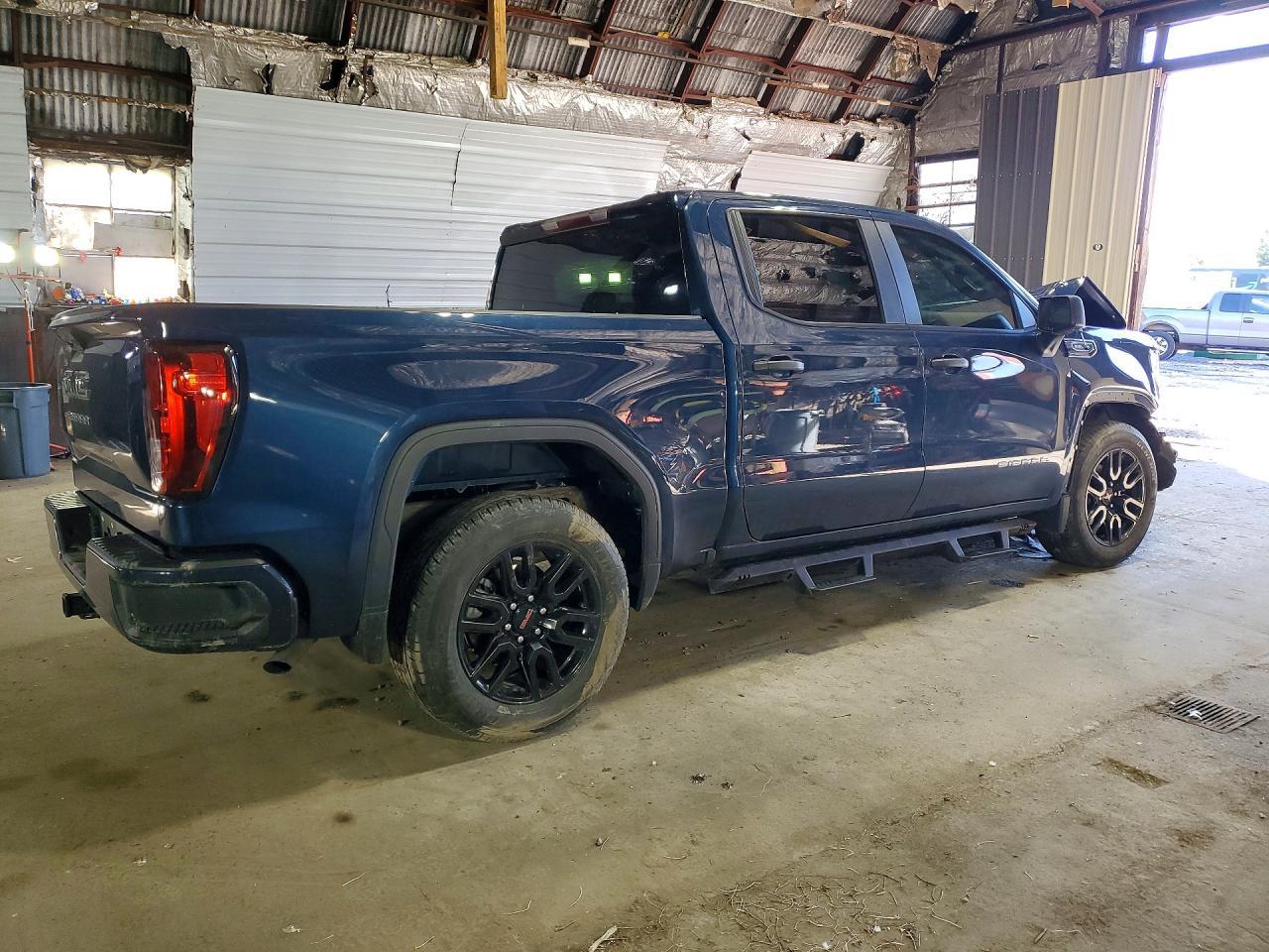 2023 GMC Sierra C1500 - Image 3