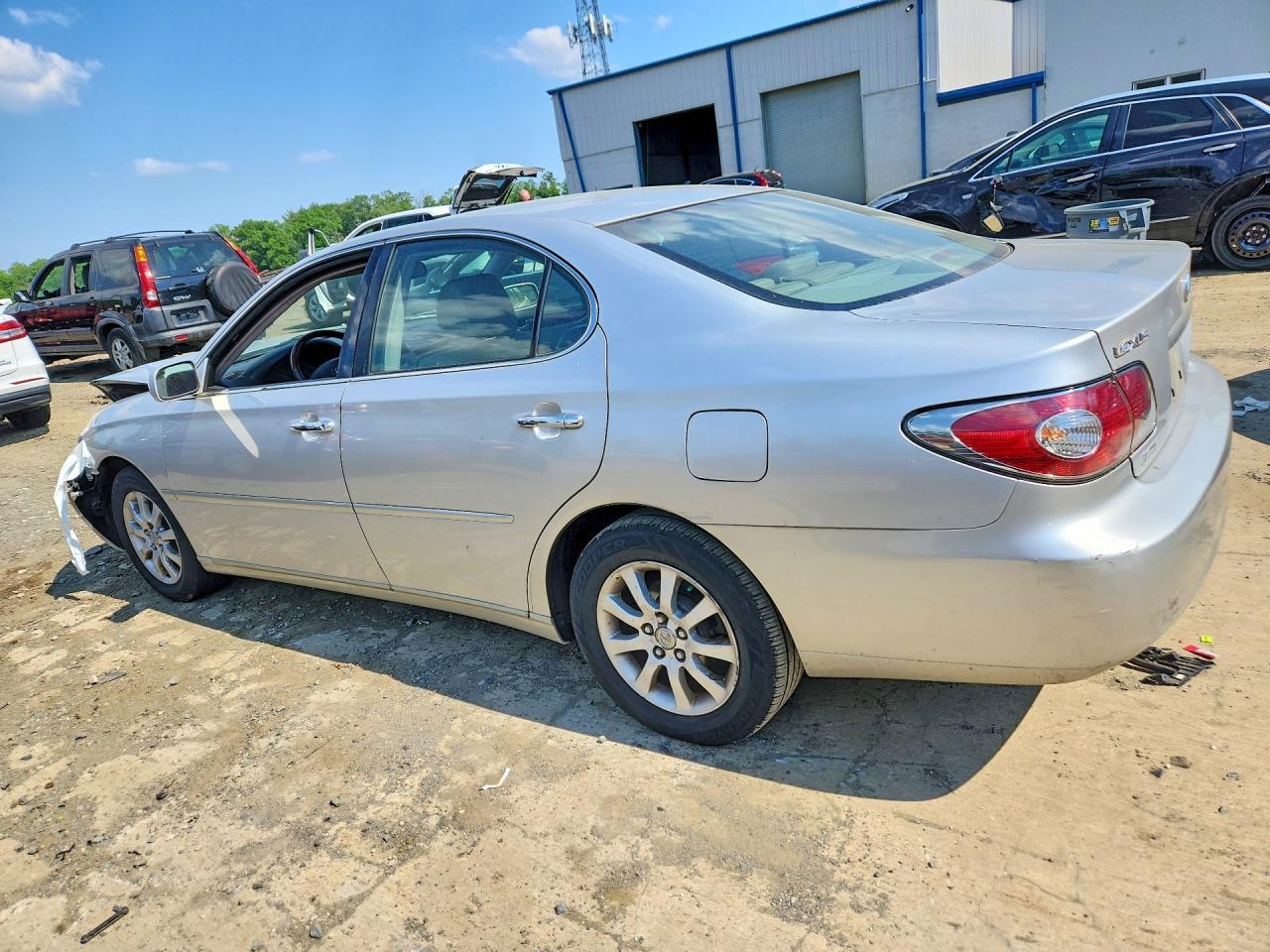 2003 Lexus Es 300 - Image 2