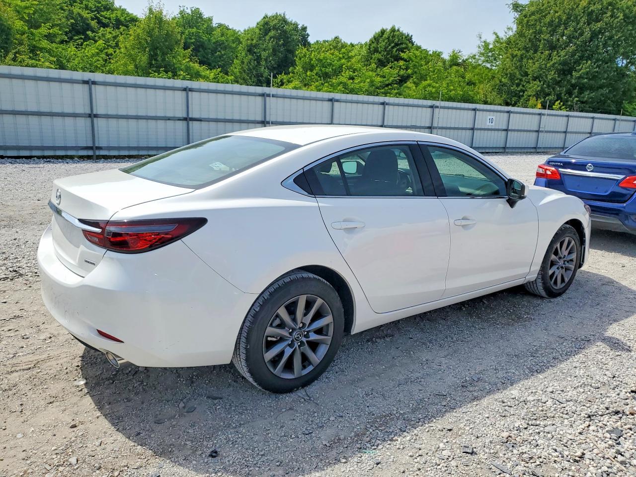 2021 Mazda 6 Sport - Фото 3