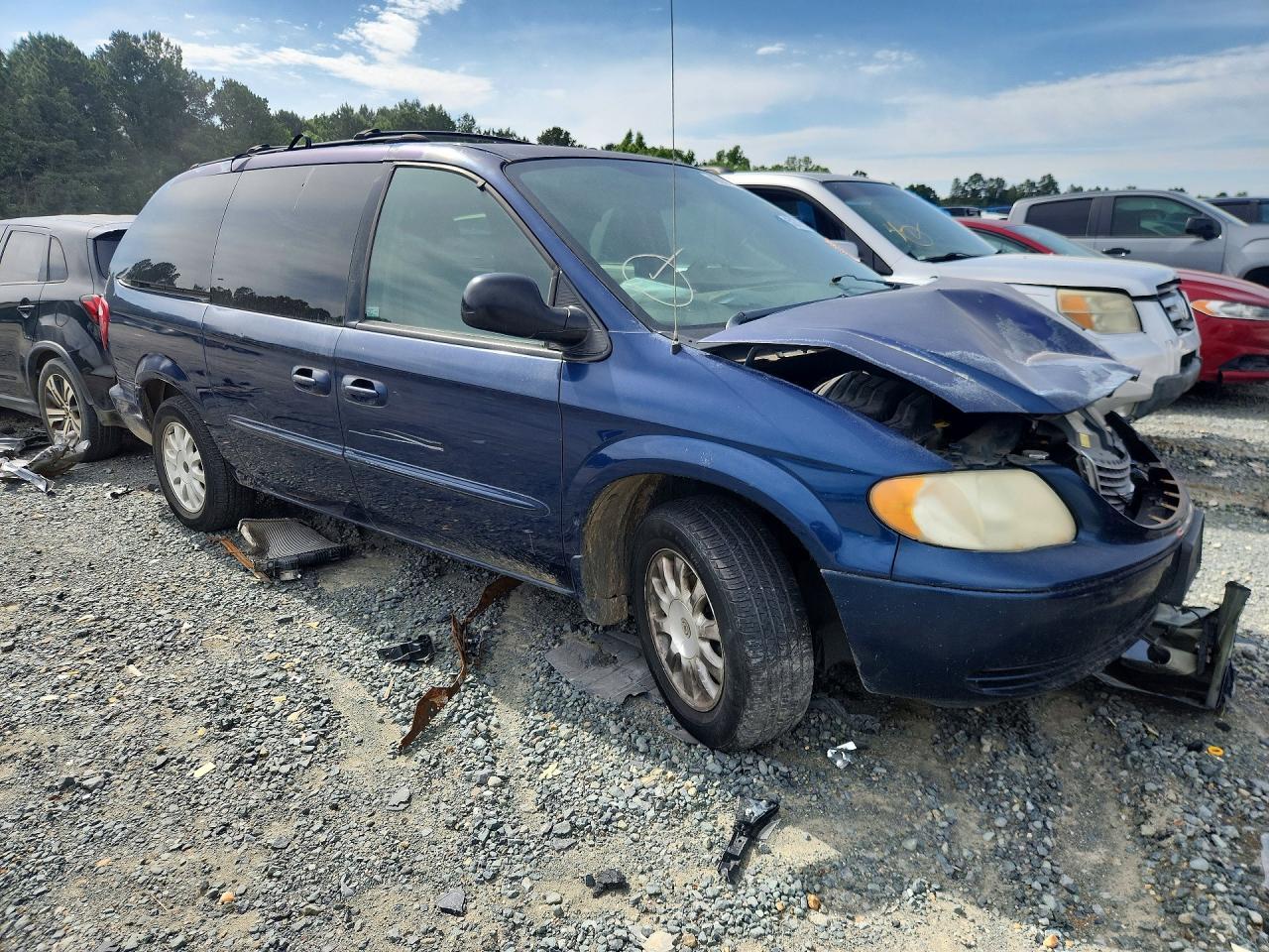 2003 Chrysler Town & Country Ex - Фото 4