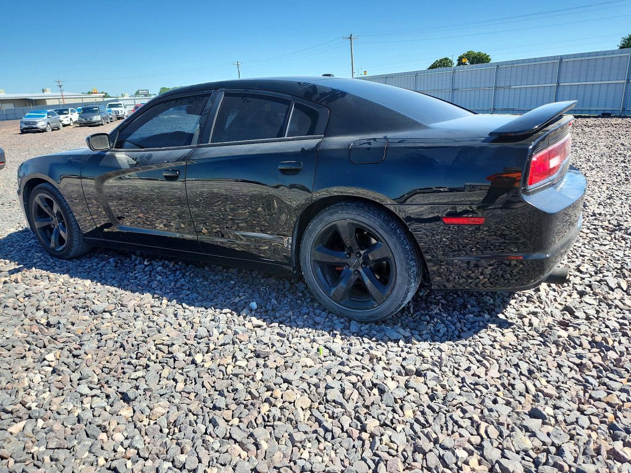 2012 Dodge Charger - Фото 2