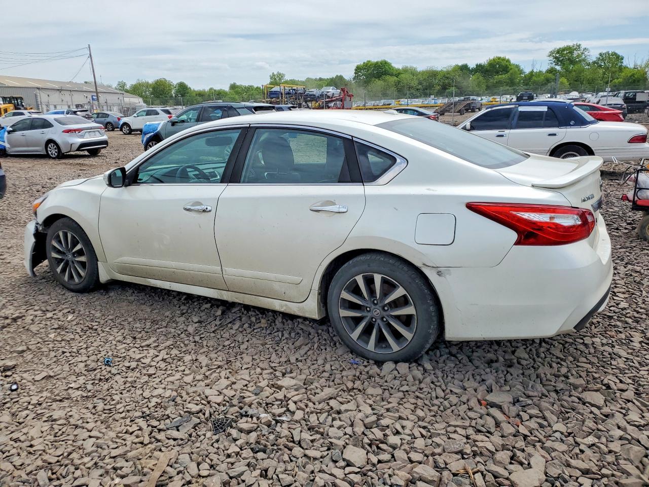 2016 Nissan Altima S/L - Фото 2