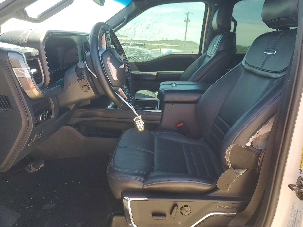 2025 Ford F250 Super Duty - Фото 7