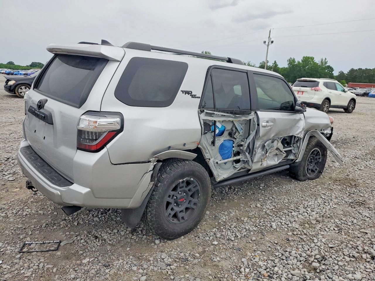 2023 Toyota 4Runner Trd Off-Road Premium - Фото 3
