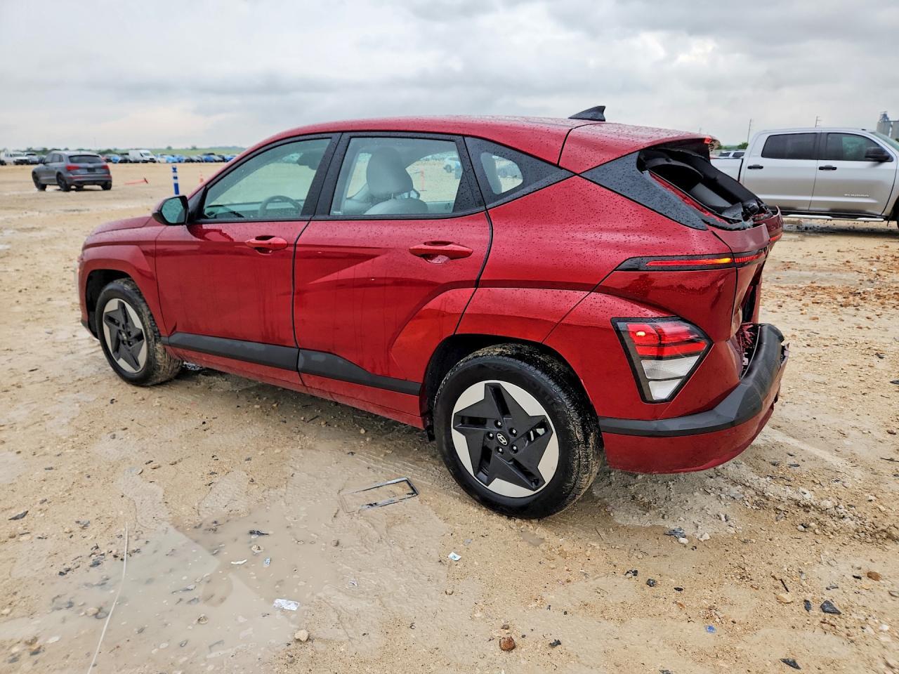 2025 Hyundai Kona Se - Image 2