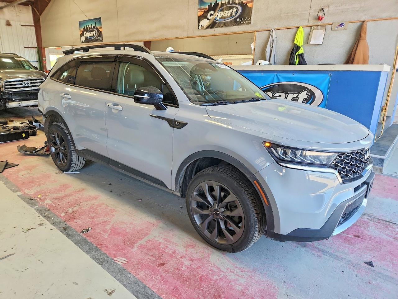 2022 Kia Sorento Ex - Image 4