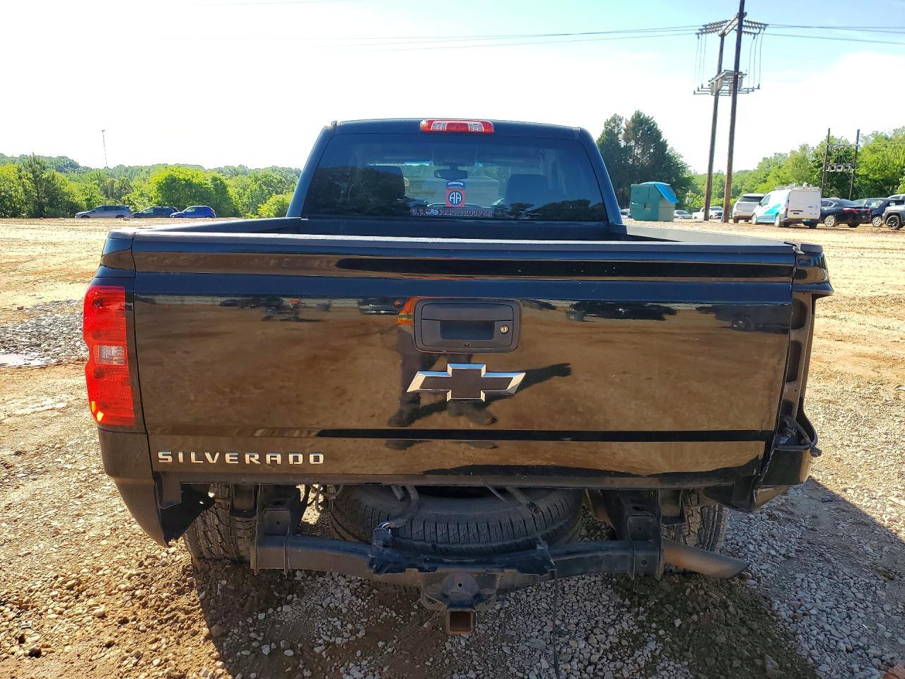2018 Chevrolet Silverado K1500 Custom - Фото 6