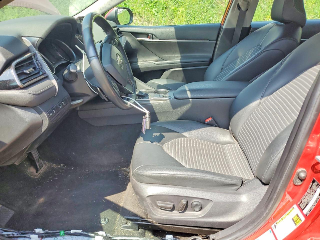2021 Toyota Camry Se - Image 7