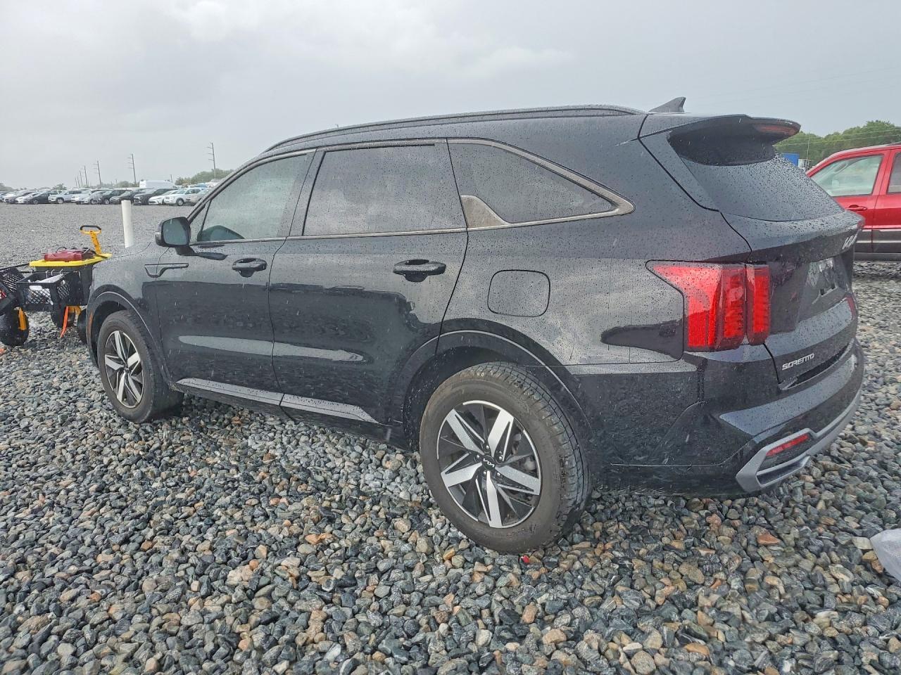 2023 Kia Sorento S - Фото 2