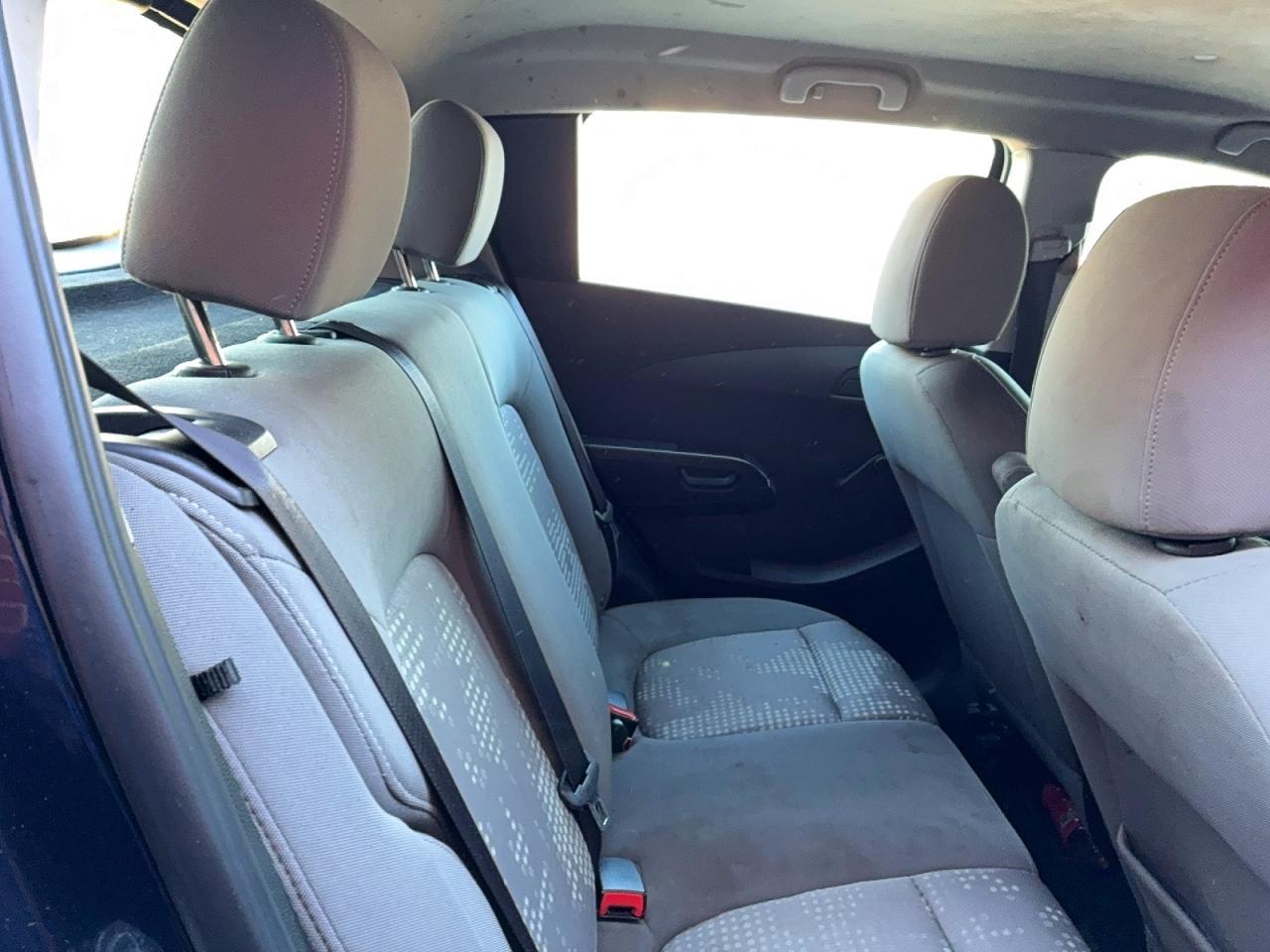 2015 Chevrolet Sonic Ls - Фото 6