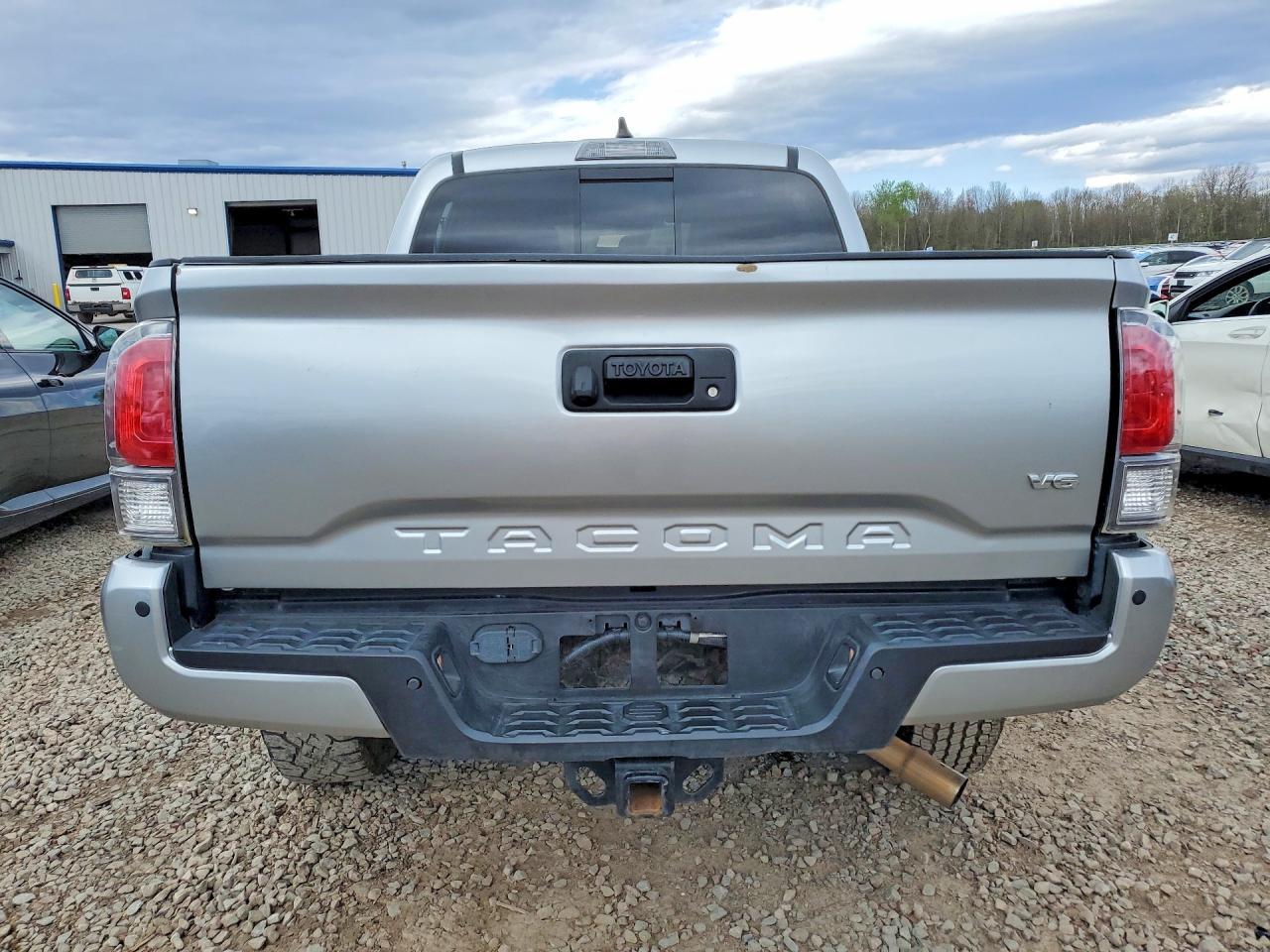 2022 Toyota Tacoma Double Cab Prerunner Long Bed - Image 6
