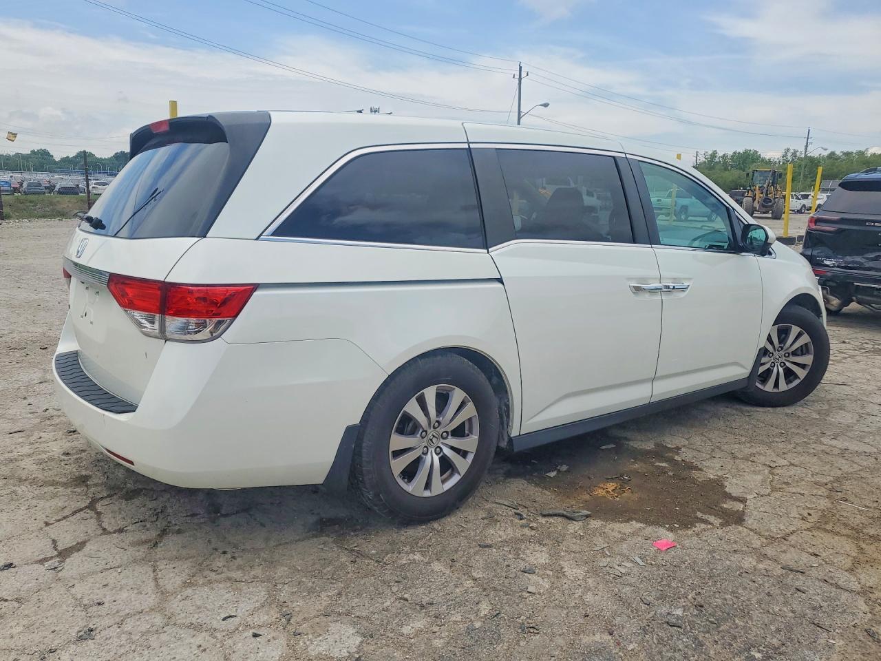 2014 Honda Odyssey Ex - Фото 3
