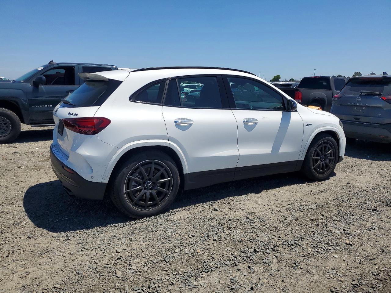 2025 Mercedes-Benz Gla 35 Amg - Фото 3