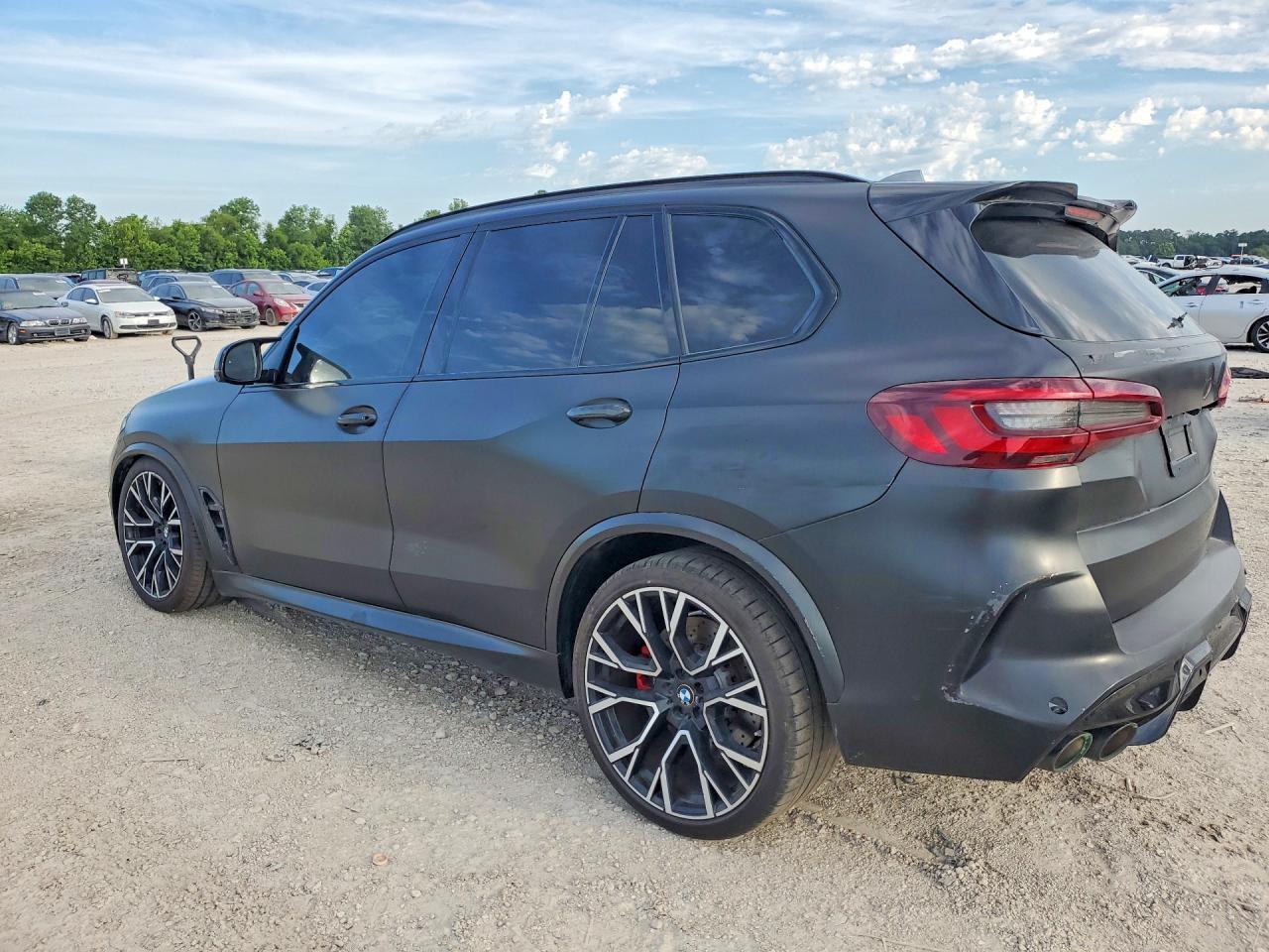2022 BMW X5 M - Фото 2