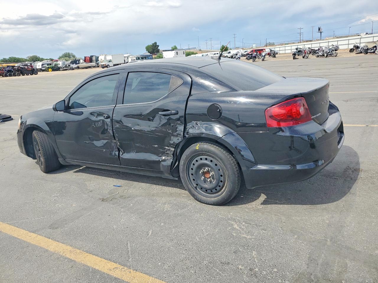 2014 Dodge Avenger Se - Фото 2
