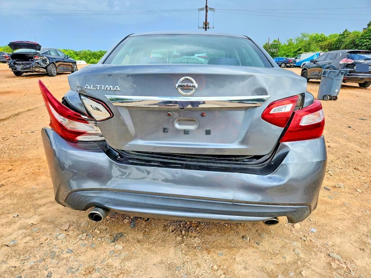 2016 Nissan Altima 2.5 S - Фото 6