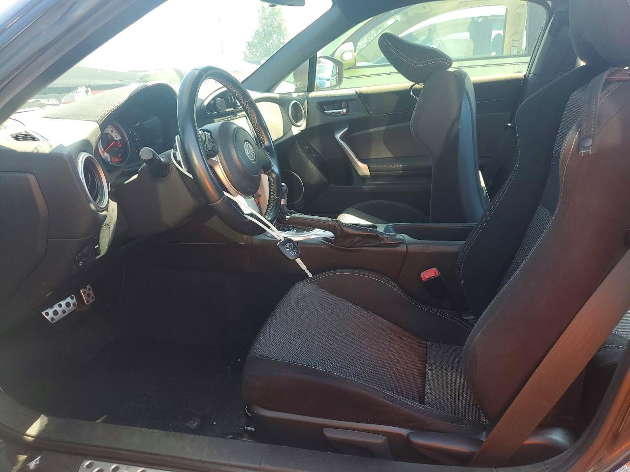 2017 Toyota 86 Base - Фото 7
