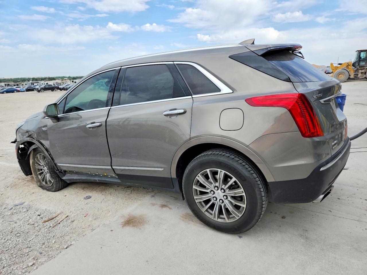 2018 Cadillac Xt5 Luxury - Фото 2