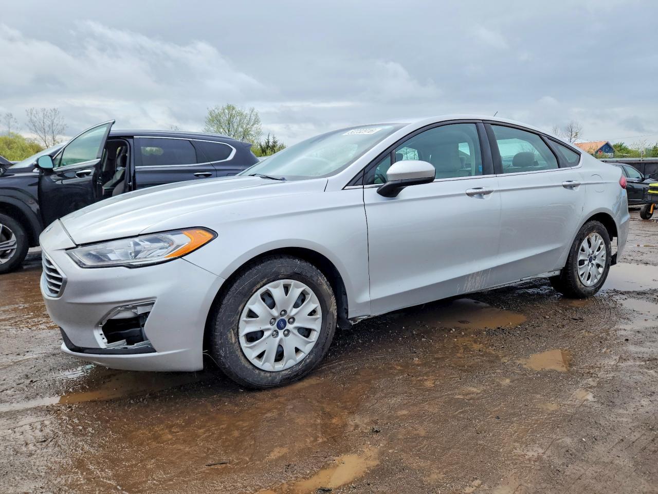2019 Ford Fusion S
