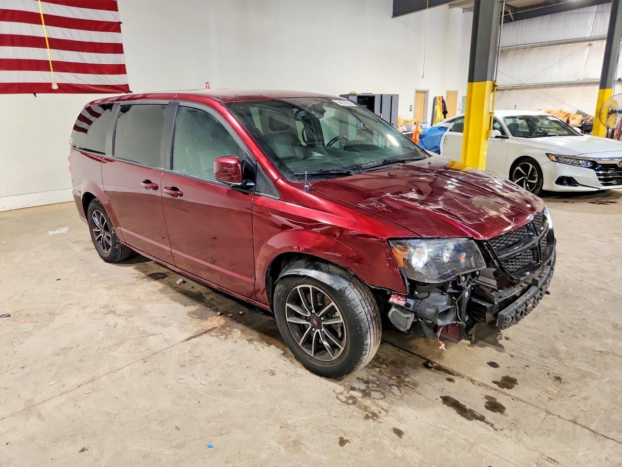 2018 Dodge Grand Caravan Gt - Фото 4