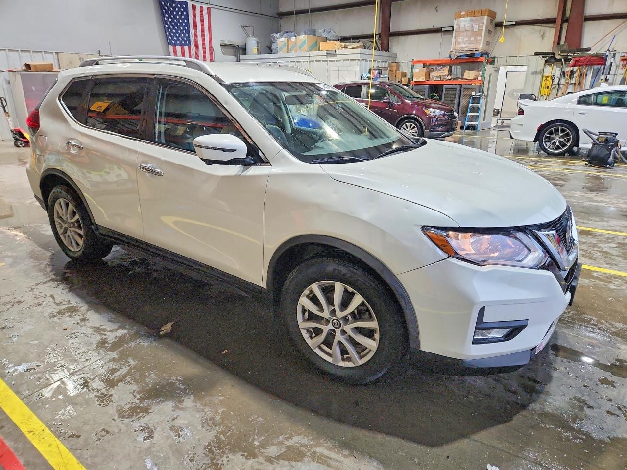 2018 Nissan Rogue Sv - Image 4
