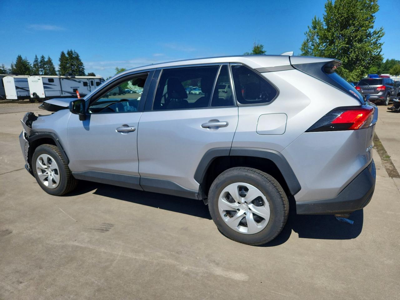 2023 Toyota Rav4 Le - Фото 2