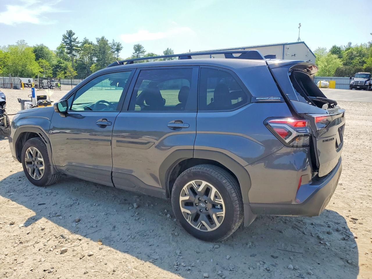 2026 Subaru Forester Premium - Image 2