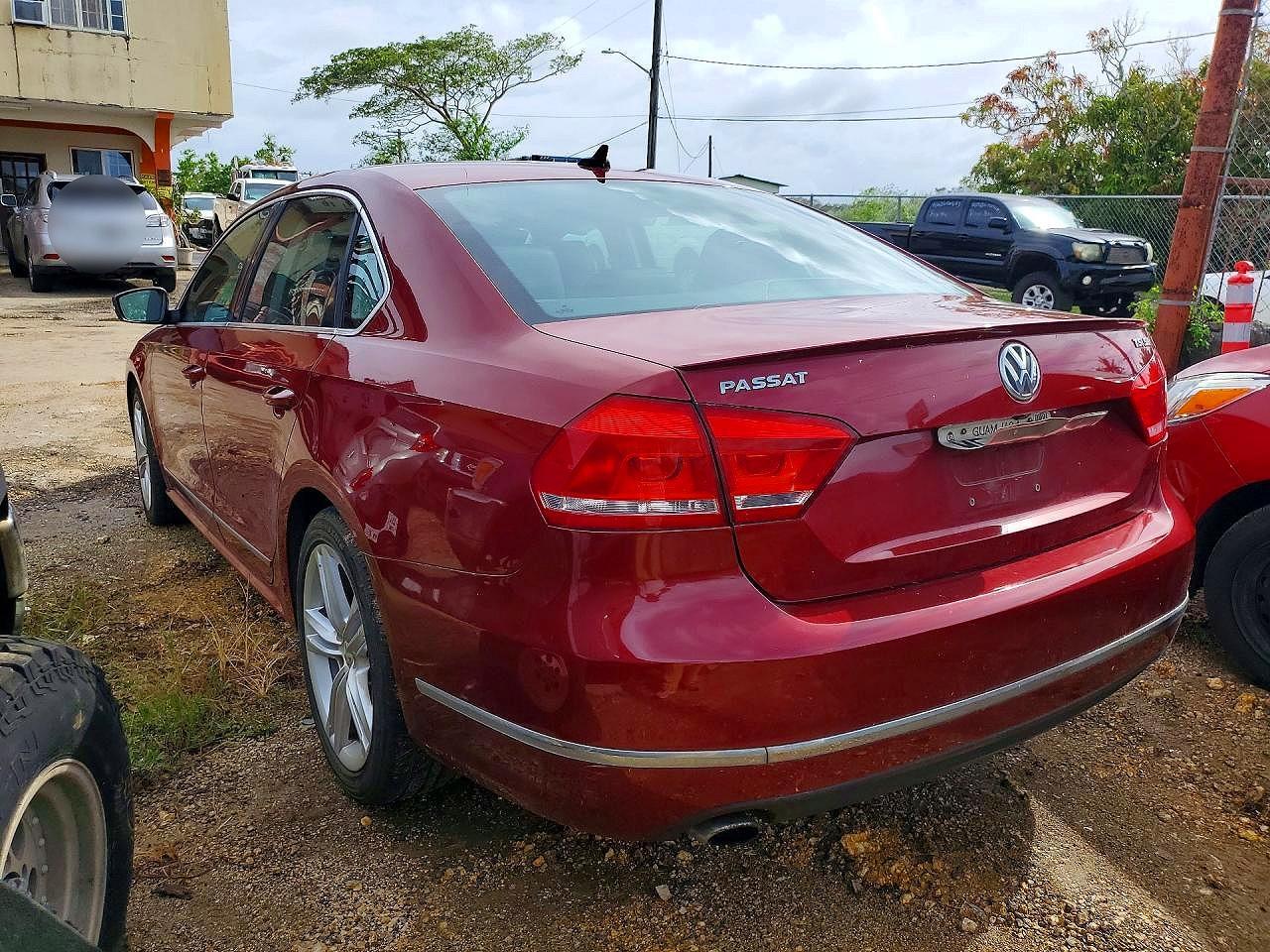 2015 Volkswagen Passat Sel - Image 2