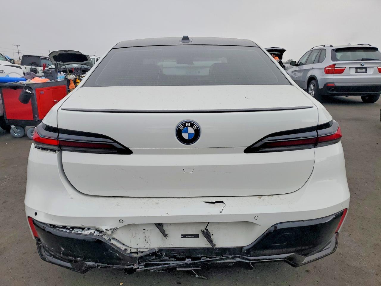 2025 BMW I7 Edrive50 - Фото 6