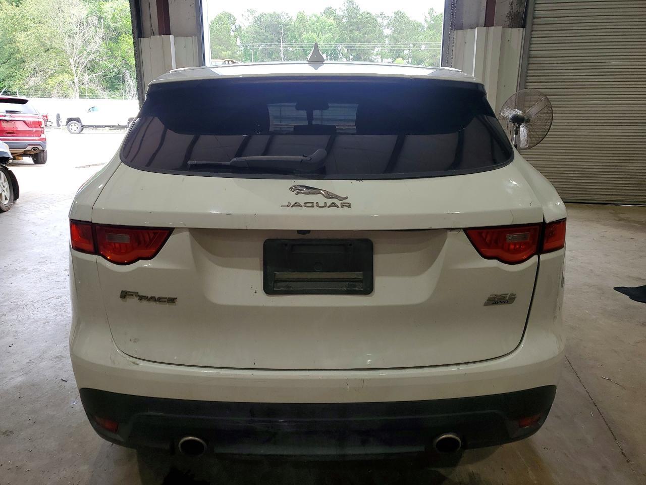 2017 Jaguar F-Pace - Фото 6