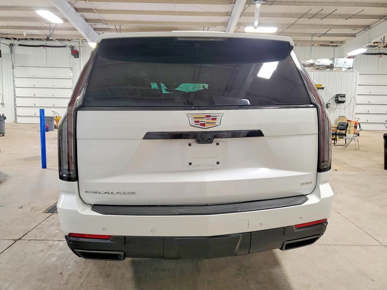 2025 Cadillac Escalade Esv Sport Platinum - Image 6