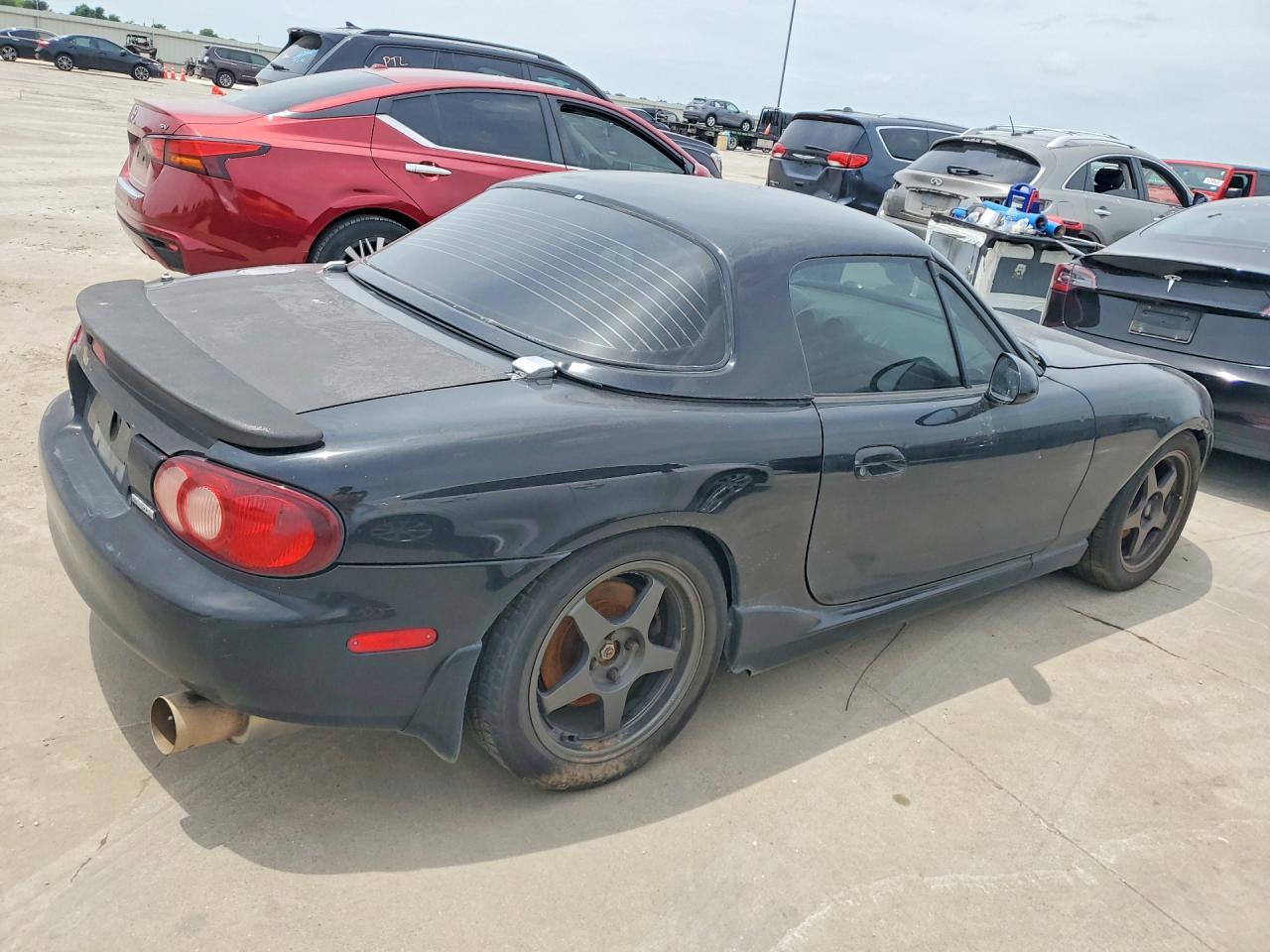 2002 Mazda Mx-5 Miata Base - Фото 3