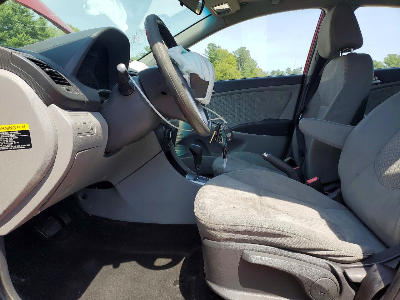 2013 Hyundai Accent Gls - Фото 7