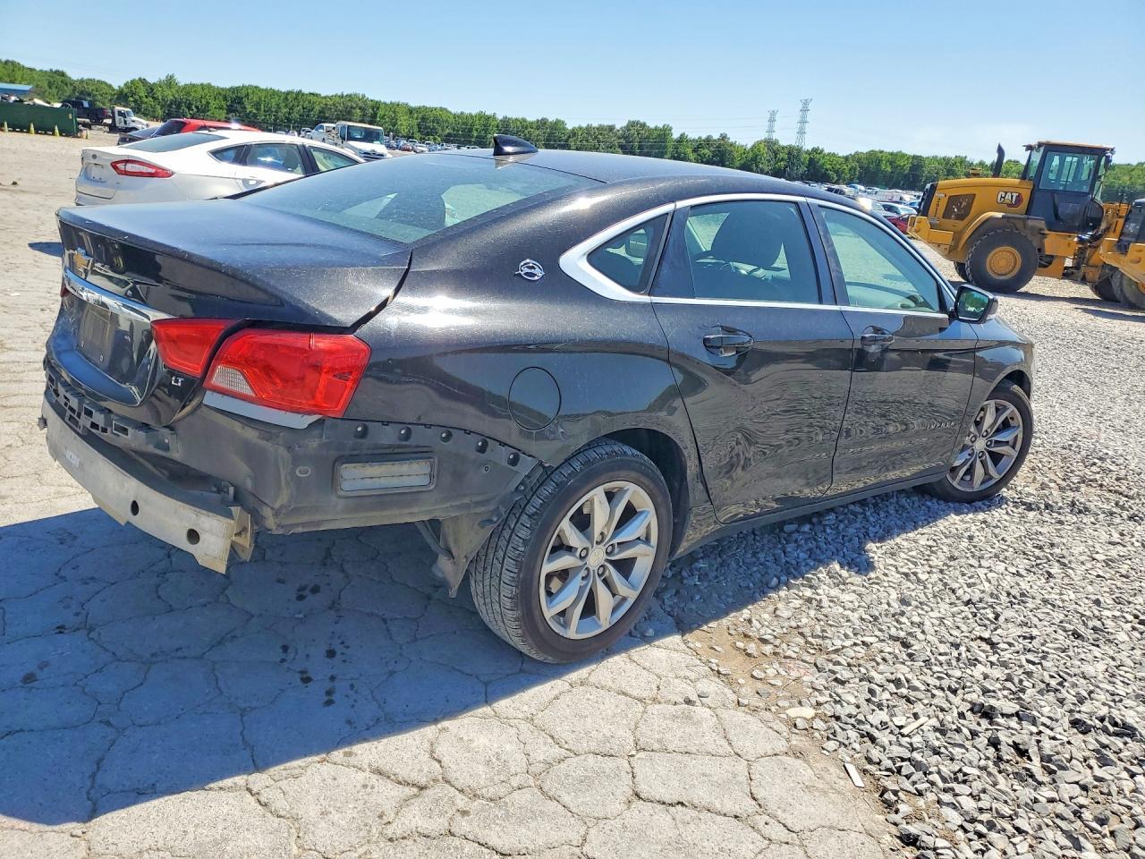 2017 Chevrolet Impala Lt - Image 3