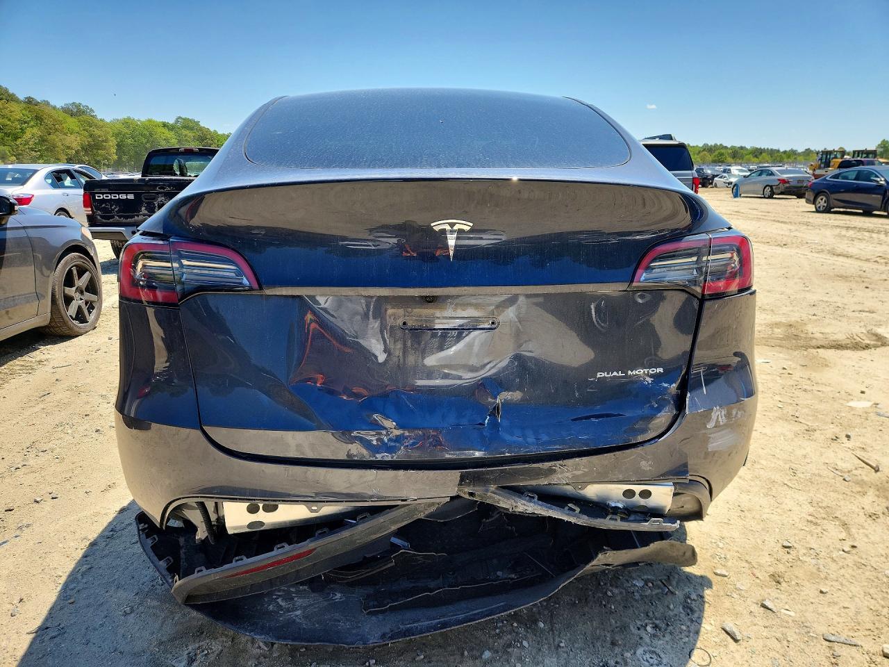 2024 Tesla Model Y - Image 6