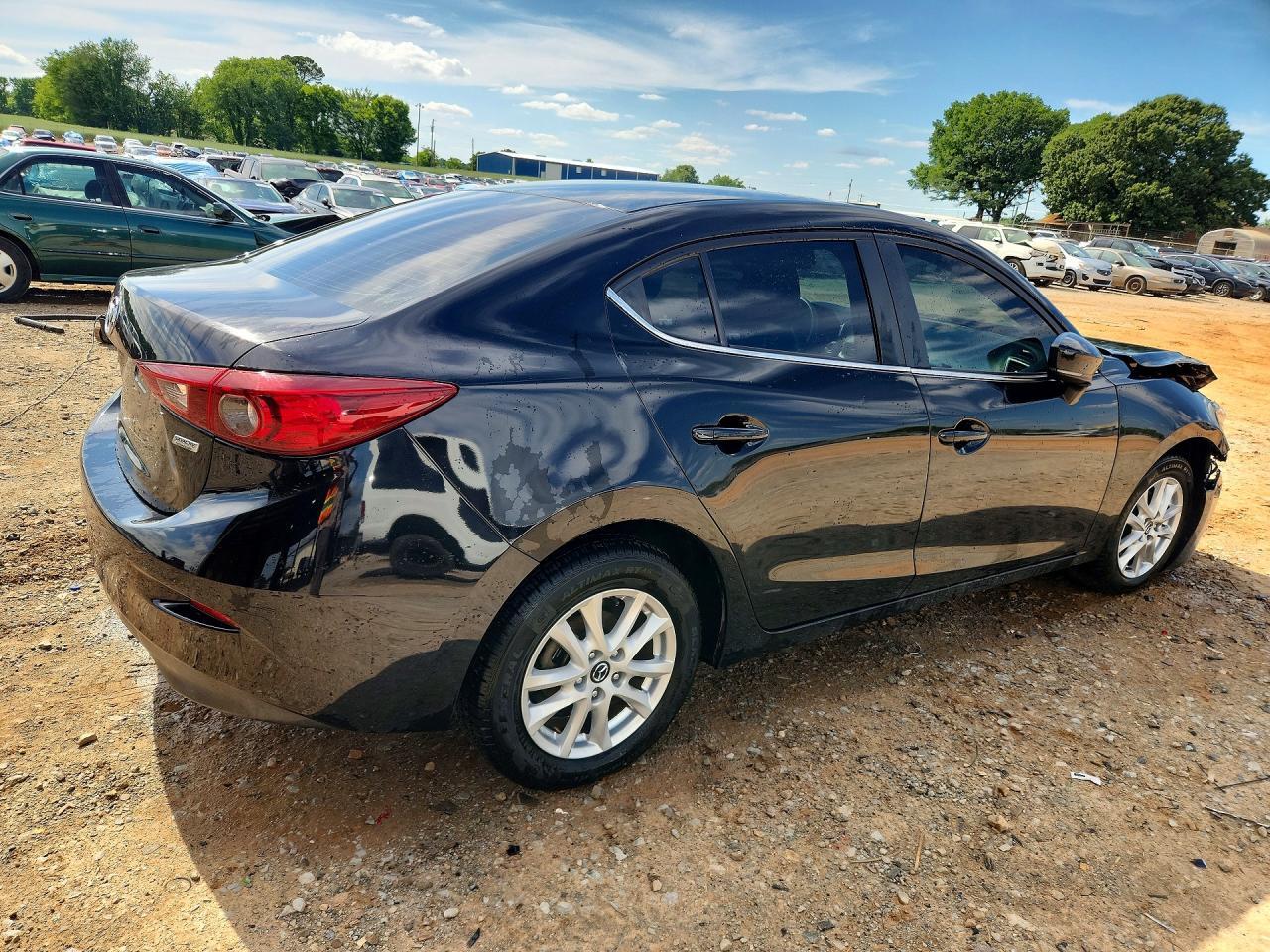 2017 Mazda 3 Sport - Фото 3