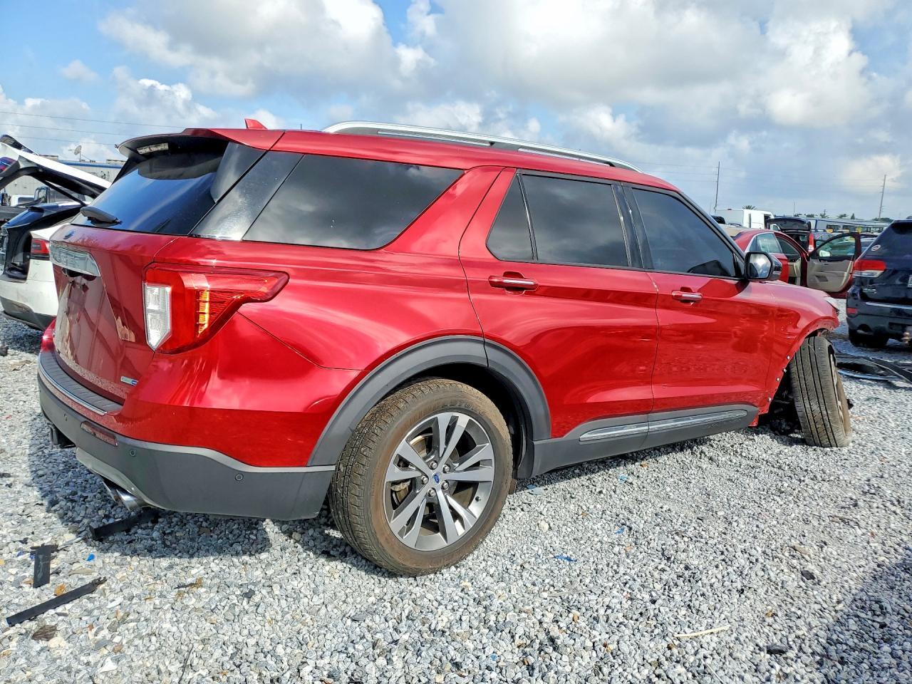 2020 Ford Explorer Platinum - Фото 3