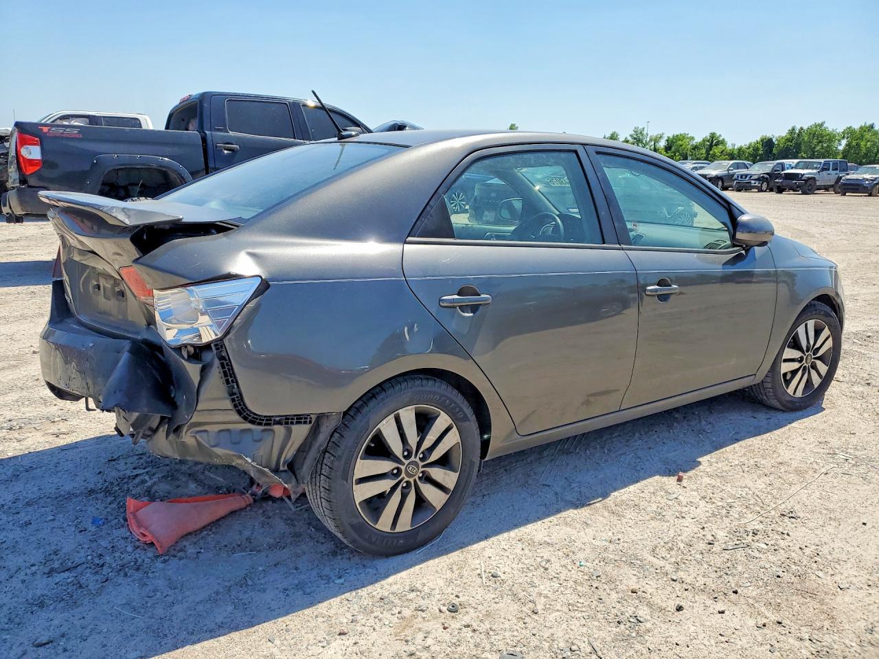 2013 Kia Forte - Image 3